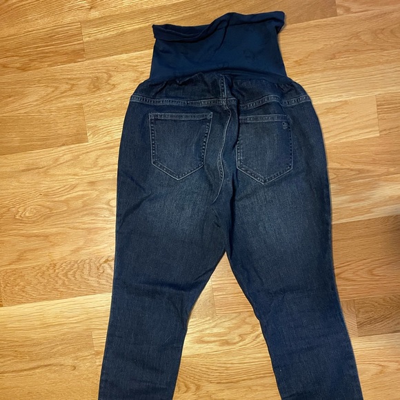 Jessica Simpson Maternity Skinny Jeans- NWT - Picture 3 of 5